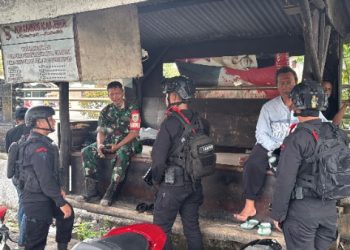 Patroli Harkamtibmas Wujud Peduli Brimob Jabar Terhadap Masyarakat Cirebon