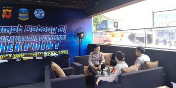 Polres Pangandaran Hadirkan Pos Pelayanan Sunset dengan Fasilitas Kursi Pijat hingga Wi-Fi Gratis