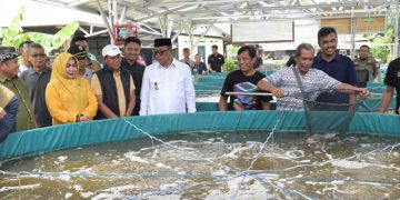 Wali Kota Banjar Saksikan Panen Perdana Ikan Nila Sistem Bioflok